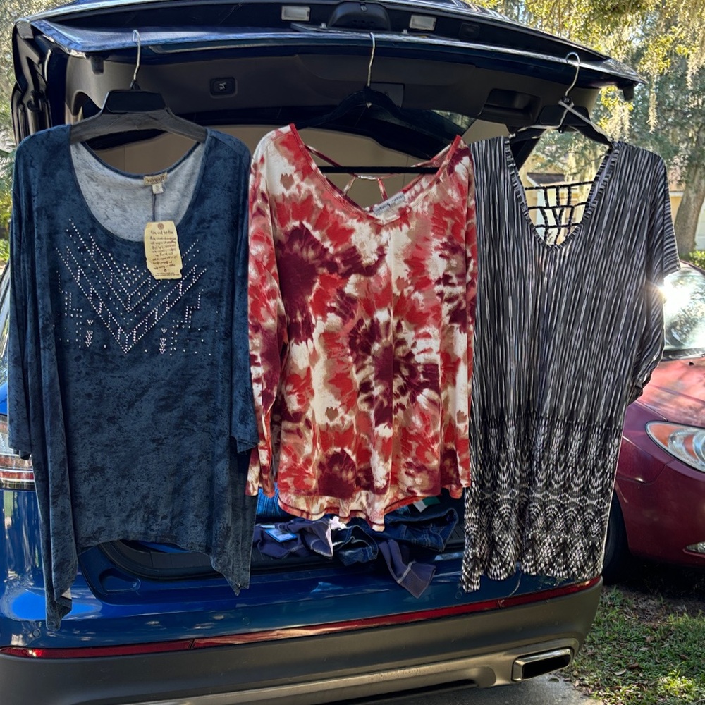 ONE WORLD Blue, Red, and Black Women's Blouses